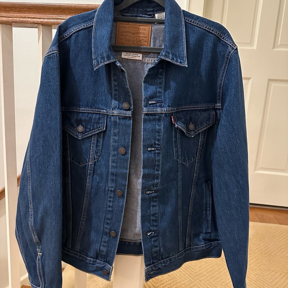 Levi’s Denim Jacket - Men Size Medium.